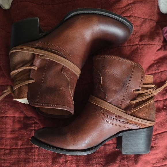 Freebird Casey size 8 - Picture 2 of 6